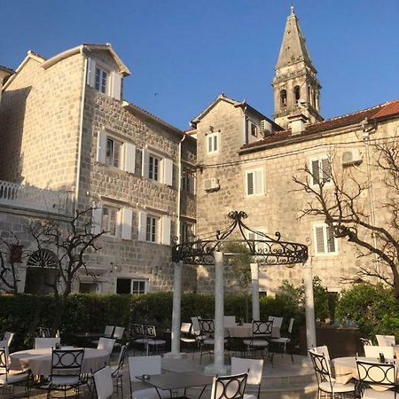 Heritage Hotel Leon Coronato Perast Buitenkant foto