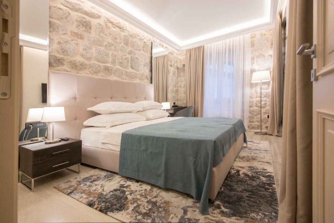 Heritage Hotel Leon Coronato Perast Buitenkant foto